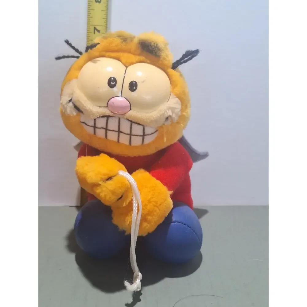 Vintage Garfield Collection Lot 16 Dakin 1981 Costume Plush PAWS Hats Mixed Era